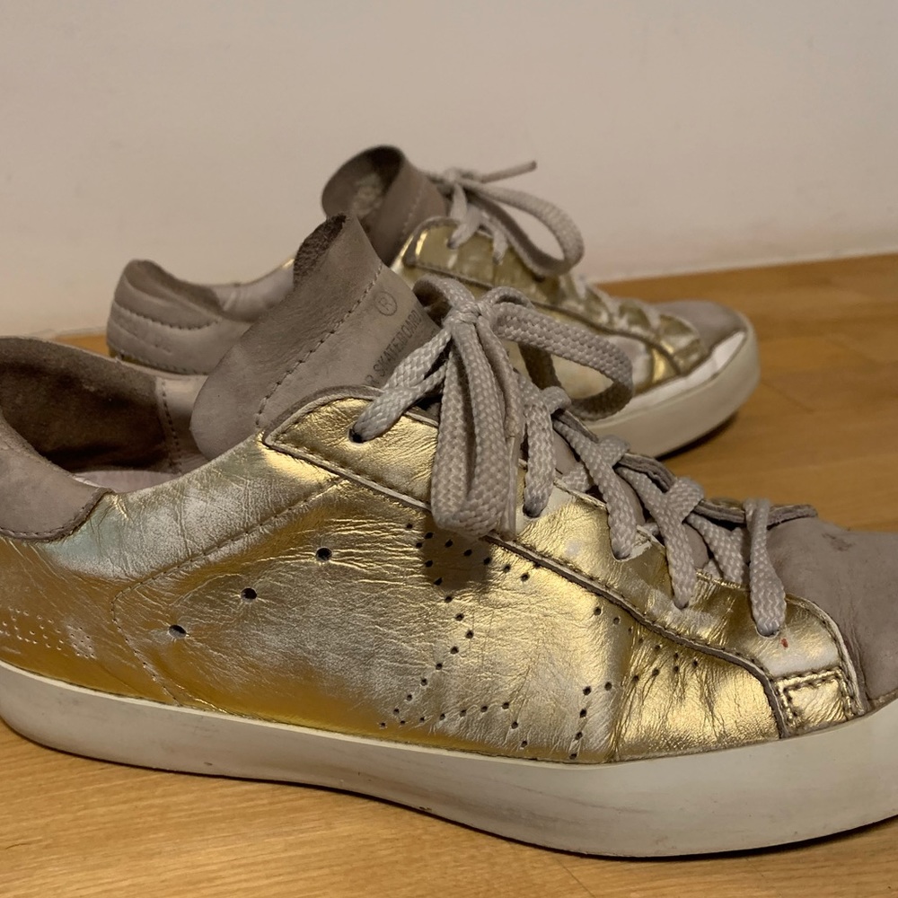 Women’s Golden Gooses superstar sz. 6